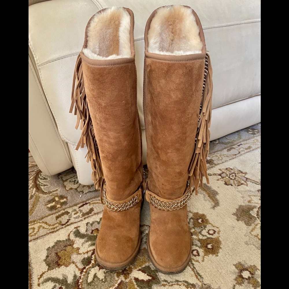 KOOLABURRA Chestnut Fringe Knee-High Wedge